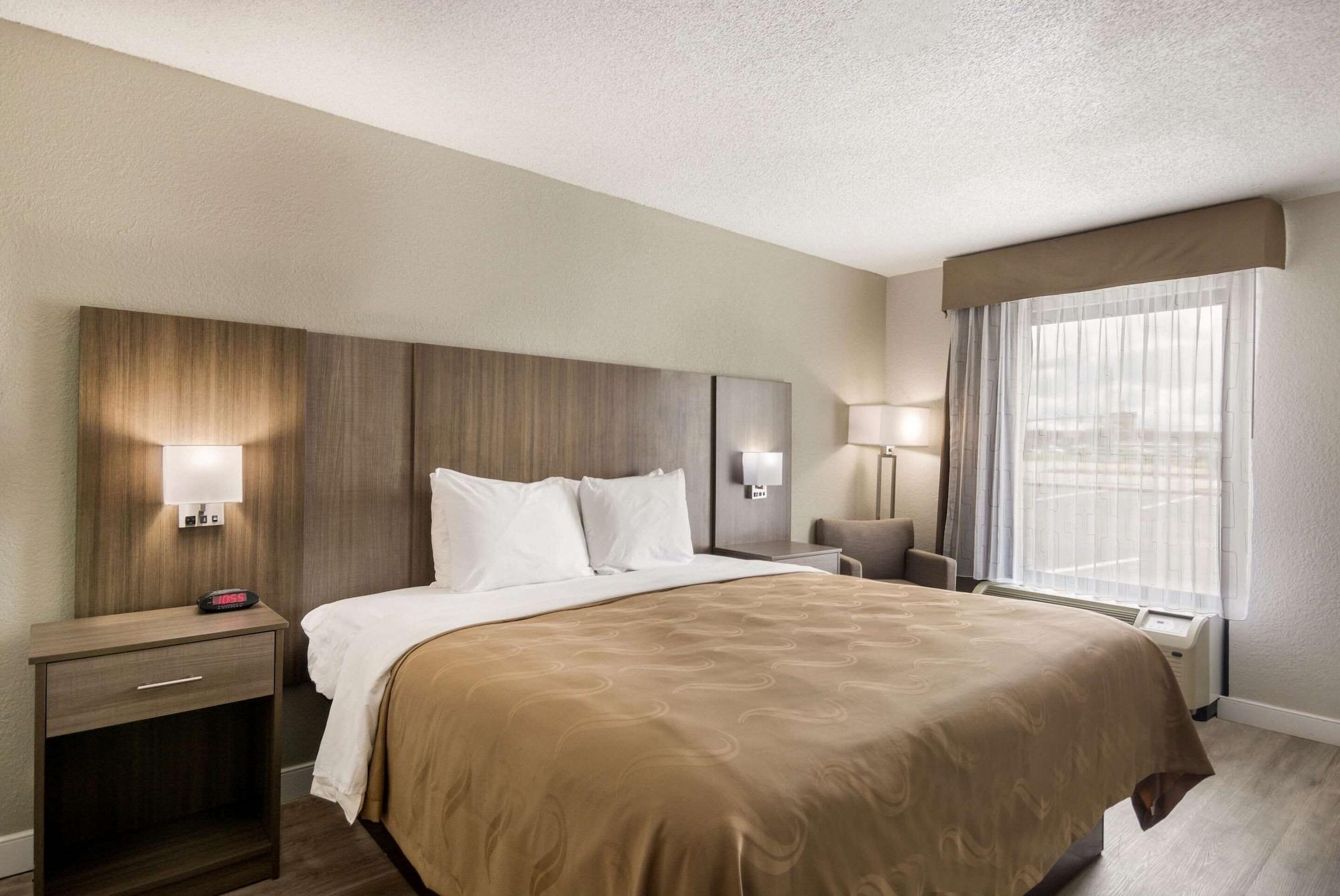 Quality Inn Emporia Bagian luar foto